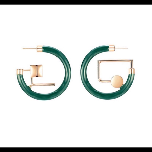 Brooklyn Earring - Picture 1 of 3